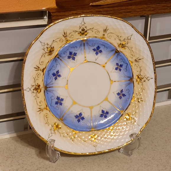 Vintage Other - DECORATIVE PLATE FOR SALE